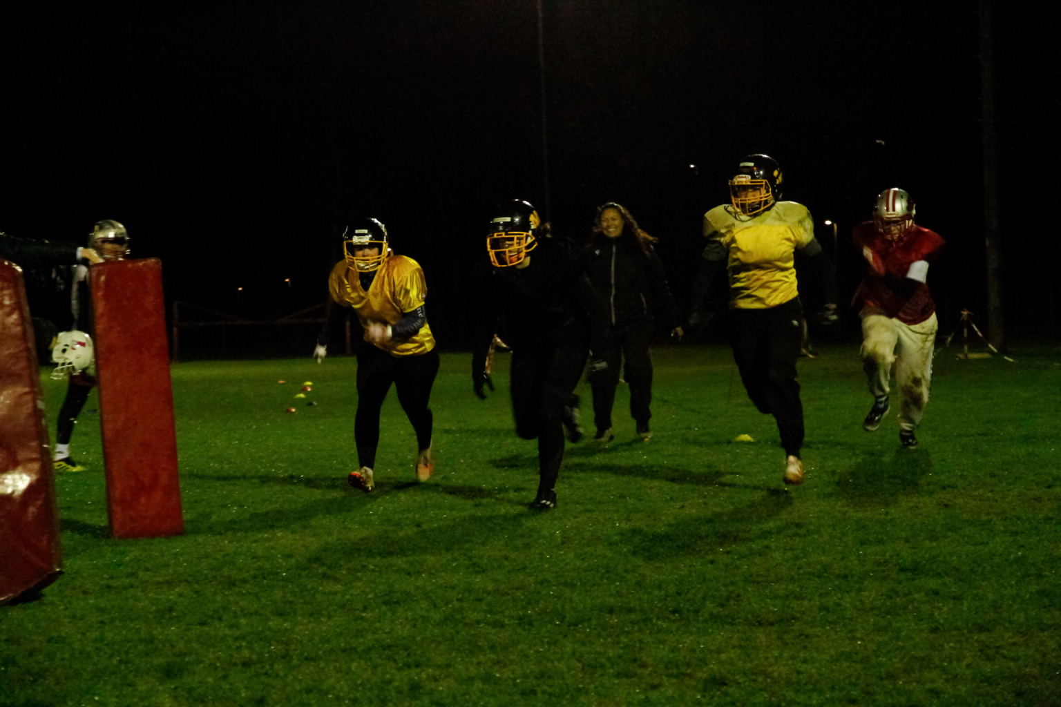 Gastcoach-Besuch: Nadine Nurasyid bringt Tackling-Expertise in unsere Spielgemeinschaft