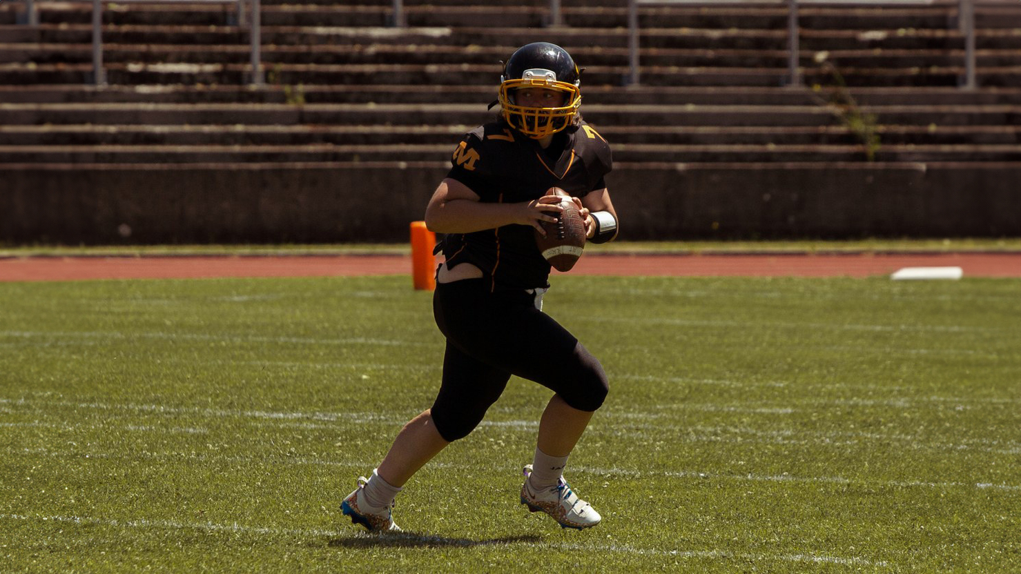 Trotz Niederlage gegen die bislang ungeschlagenen Reutlingen Eagles zeigten die SG Cowboys/Razorbacks im Münchener Dantestadion vollen Einsatz.